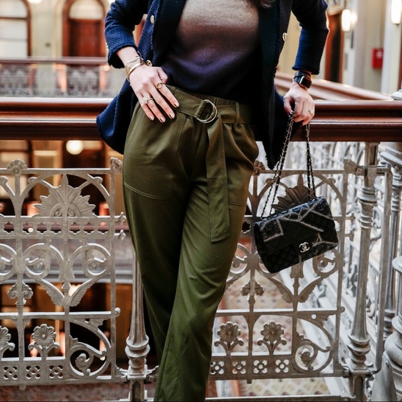 Ann Taylor Belted Army Green Ankle Length Pants - Picture 8 of 10